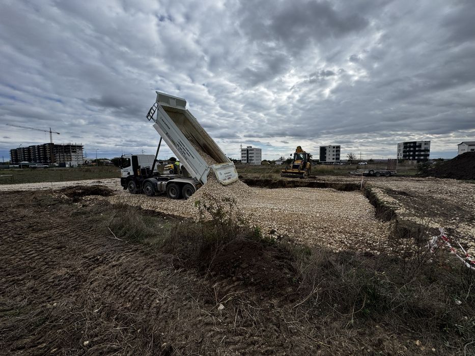 Buldoexcavator utilaje de Inchiriat
