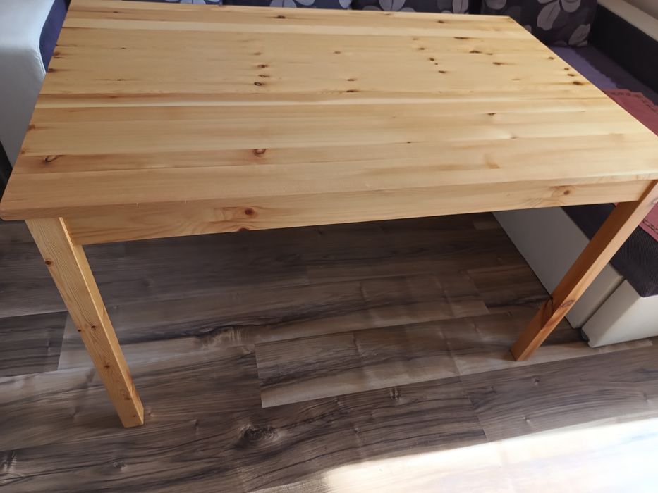 Трапезна маса за кухня