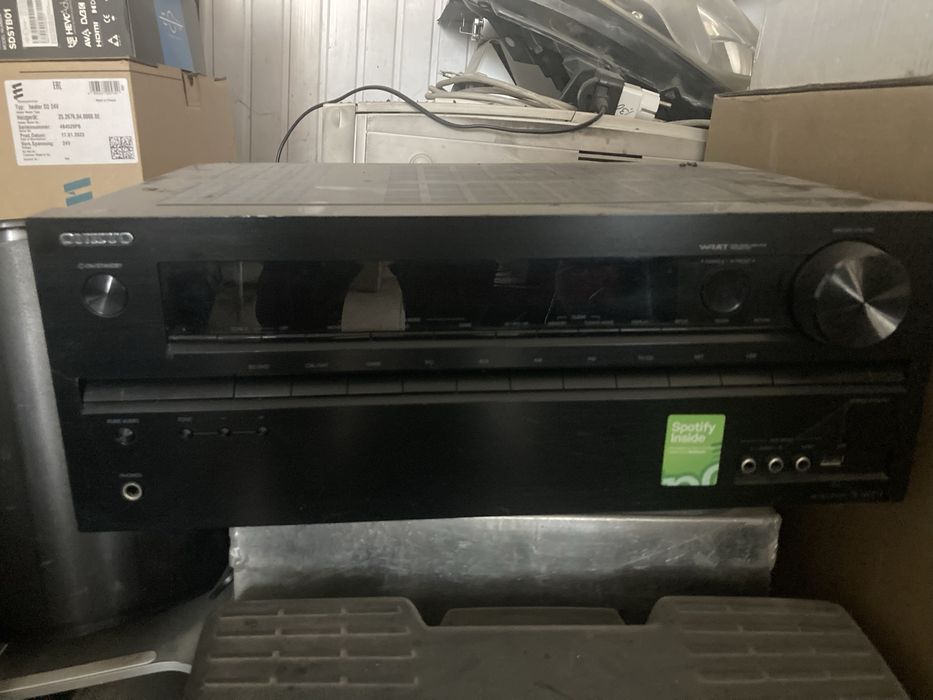 Onkyo ресиивър HDMI