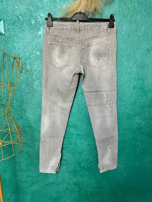 Blugi DSQUARED2 gri, mărimea 42 (S) cu fermoare argintii