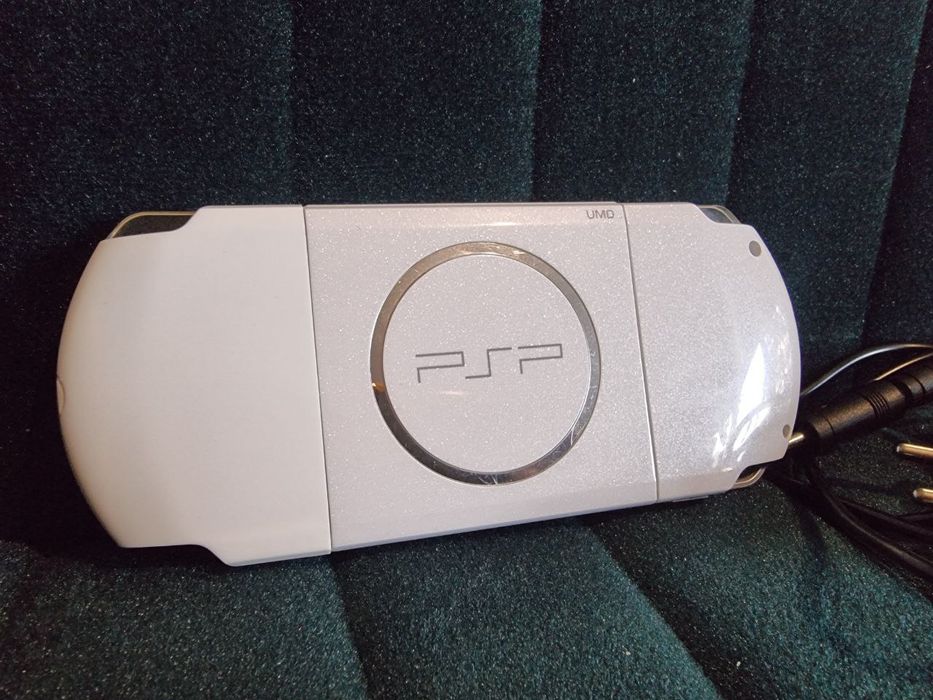 Sony PSP 3000, Japan има много игри