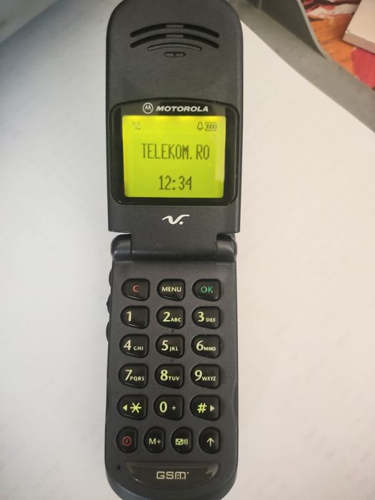 Motorola v50 kramer ( decodat, stare foarte buna)