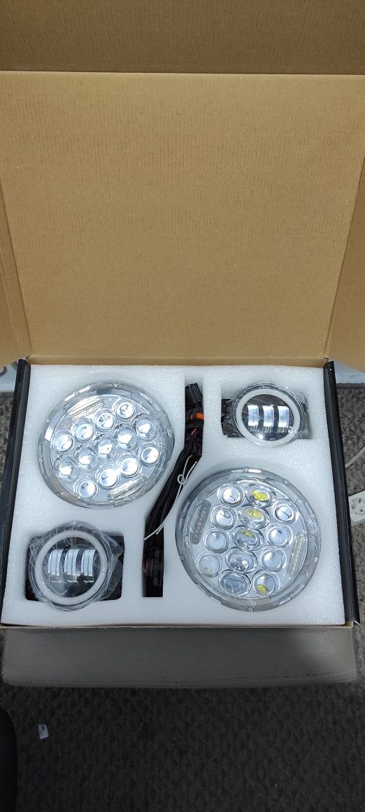 Faruri full led+ proiectoare  led Wrangler,Toyota,Patrol,Mitsubishi