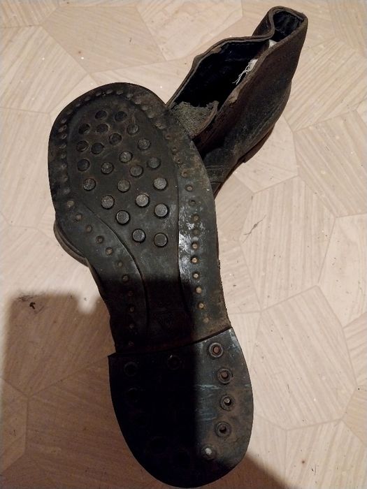 Кирзовый рабочий ботинок