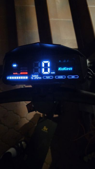 Kukirin G2 2025 ca nou