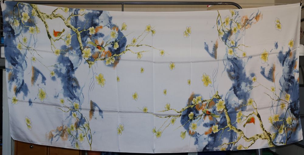 Копринени шалове от Виетнам