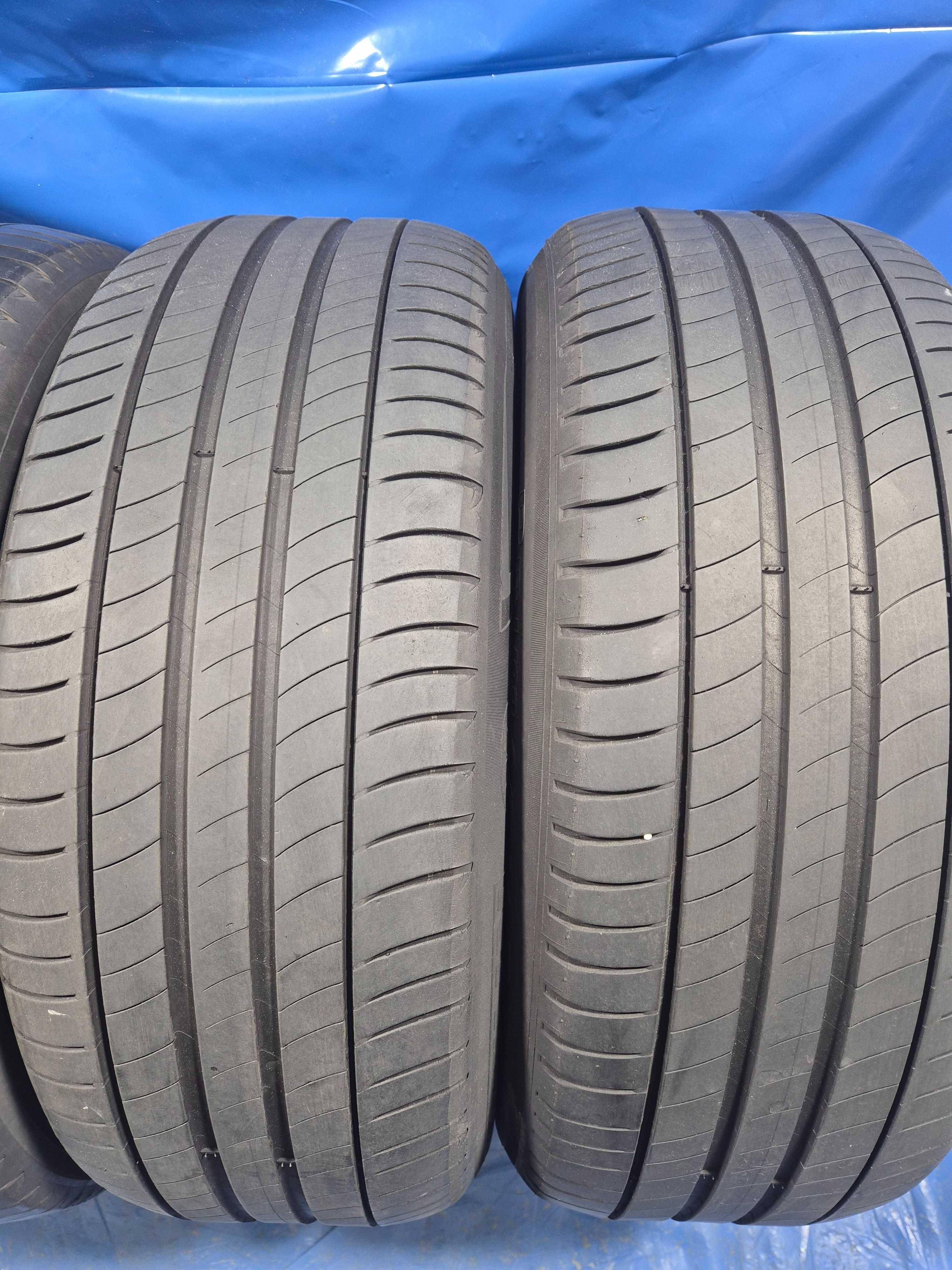 225/55/18 Michelin