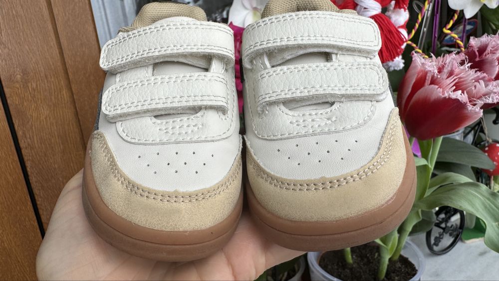 Adidasi H&M marime 20-21