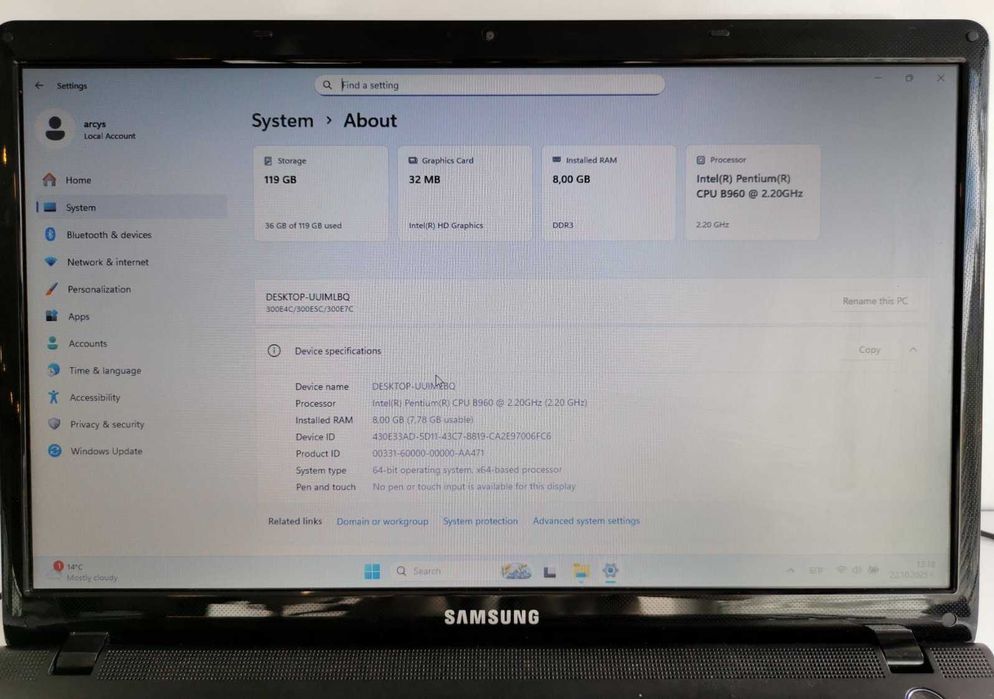 Samsung NP300E5X-A03BG (8/128GB SSD)