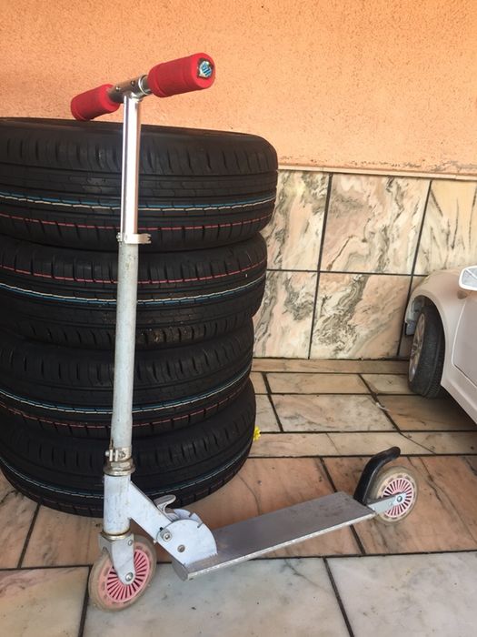 Trotineta copii 5-9 ani