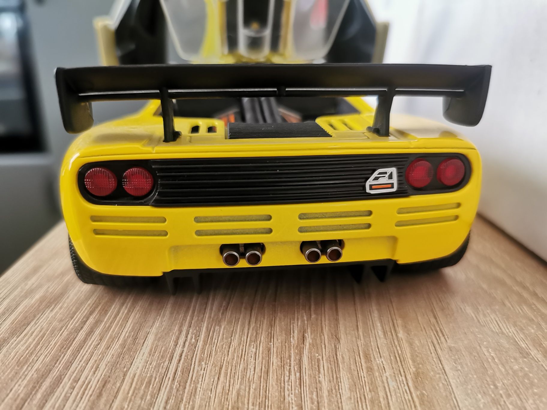 McLaren F1 1:18 Guiloy