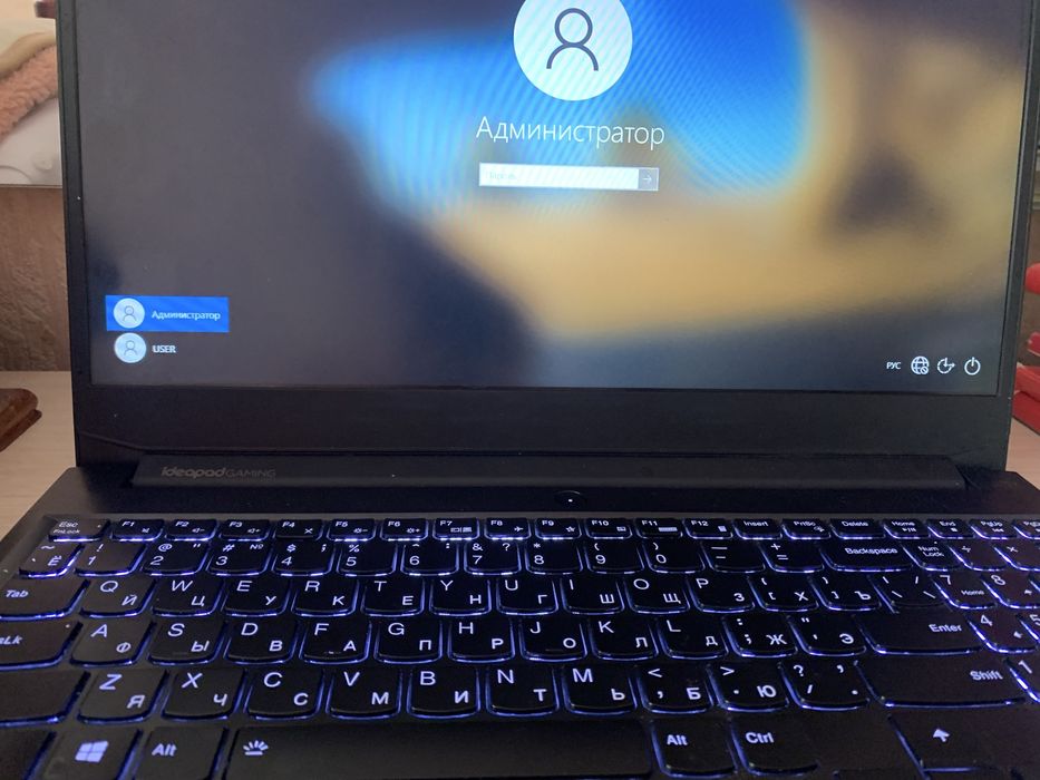 Ноутбук миниму. Год ему