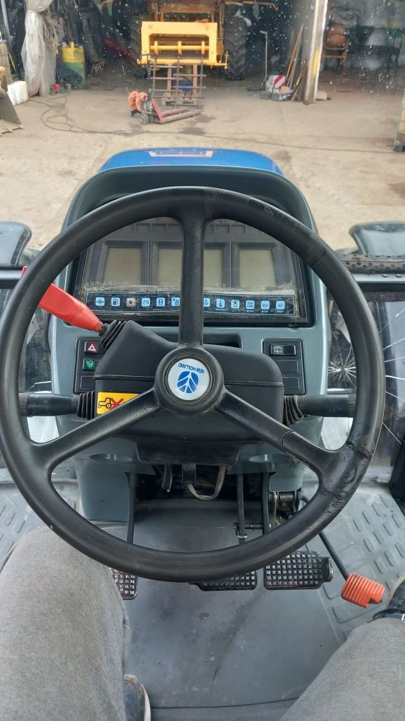 New Holland M160