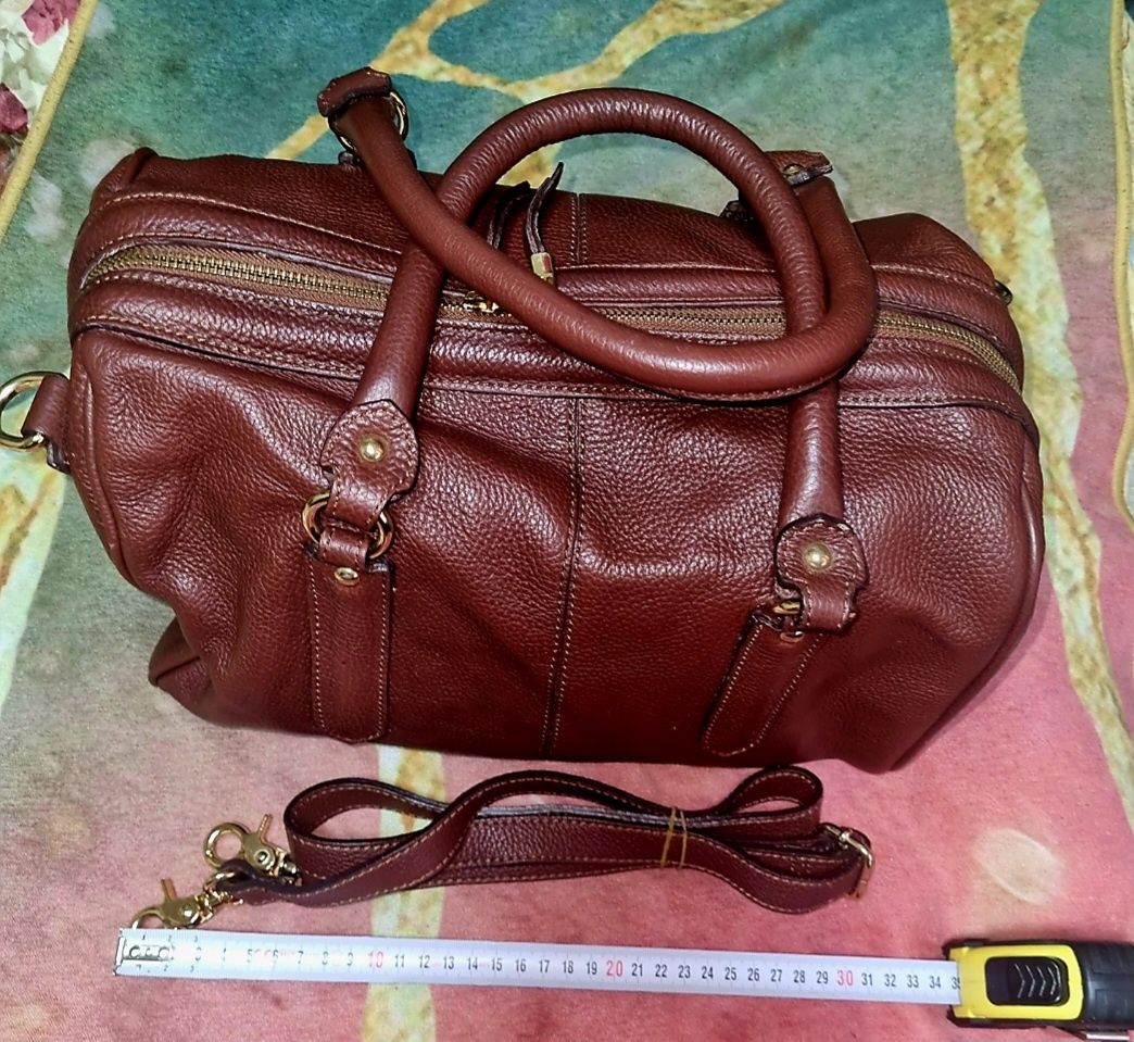 Vand geanta  lux piele naturala+militara vintage