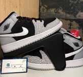 Jordan 1 Mid Elephant