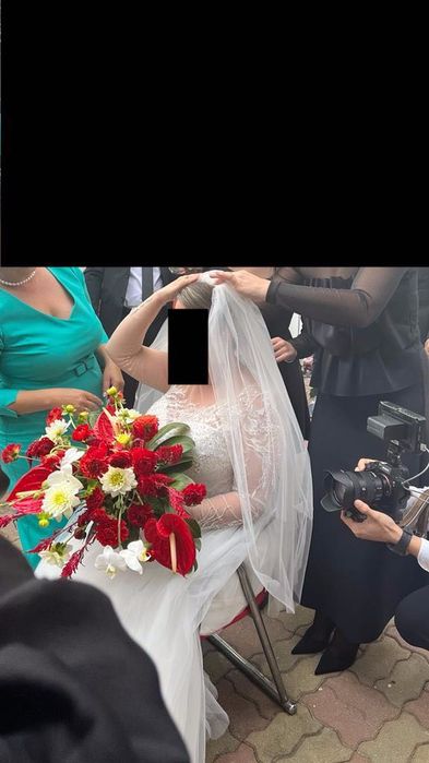 Rochie de mireasa- purtata o singura data