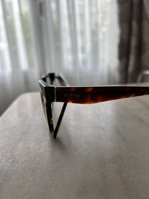 Ochelari de vedere , marca Guess !