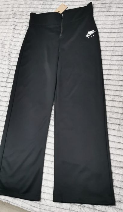 Pantaloni Nike mărimea L