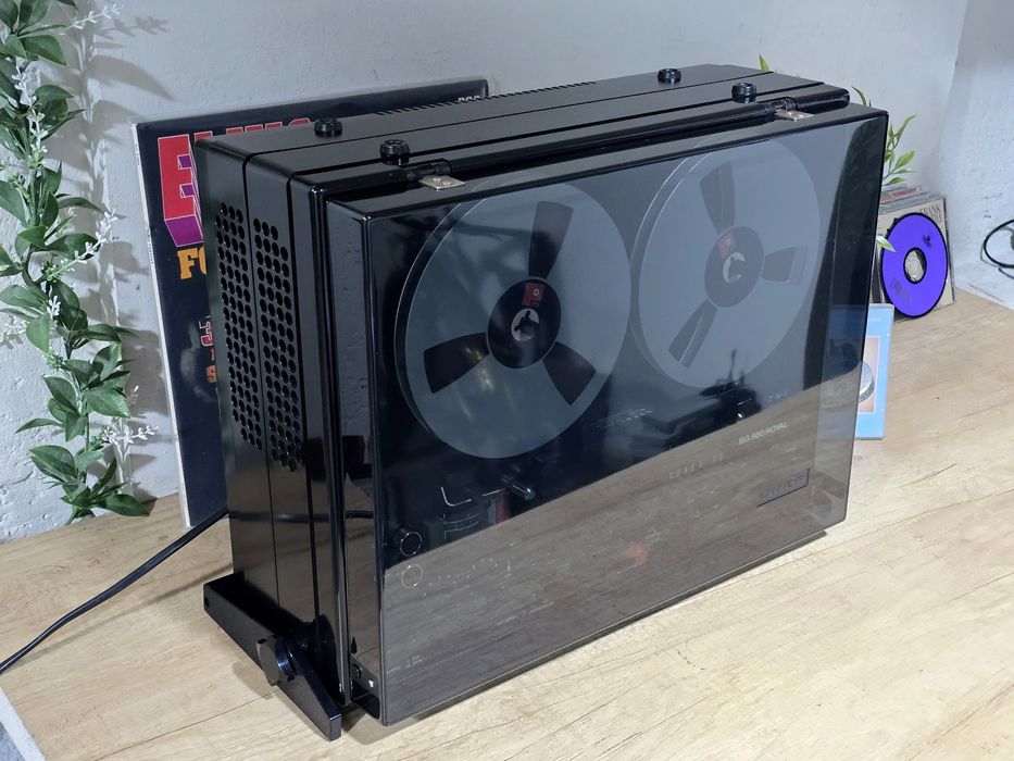 Magnetofon UHER SG 560 royal, 3 capete, 4 piste vintage hifi black