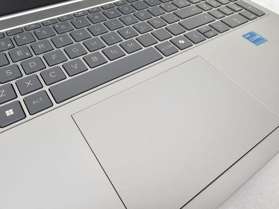 Vând laptop HP 15-fd0248ns