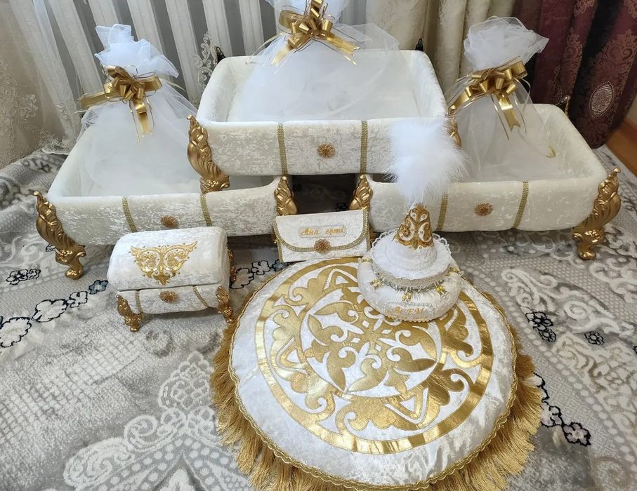 Той, сырға салу, ұзату