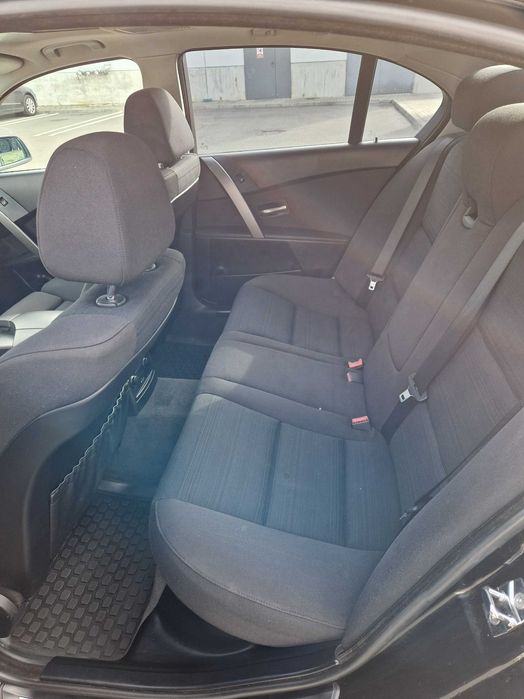 Vand autoturism BMW  520