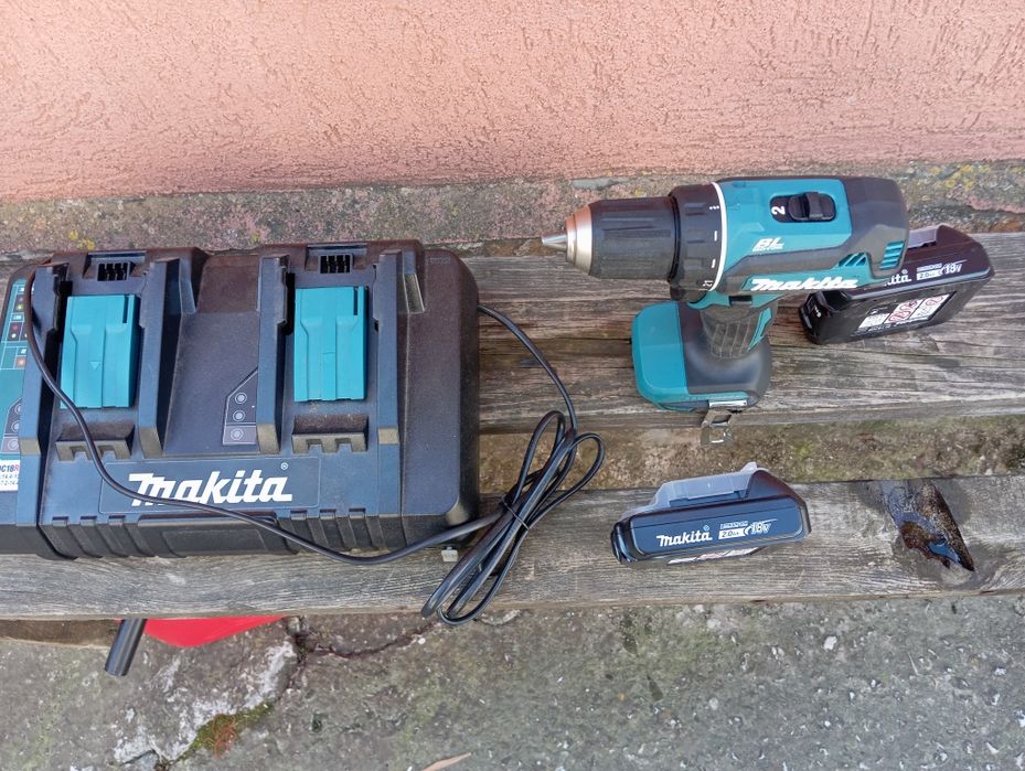 Зеги и Винтоверт на Макита чисто нови