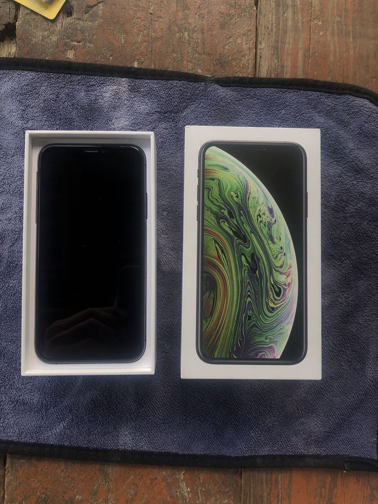 Iphone xs 64 gb