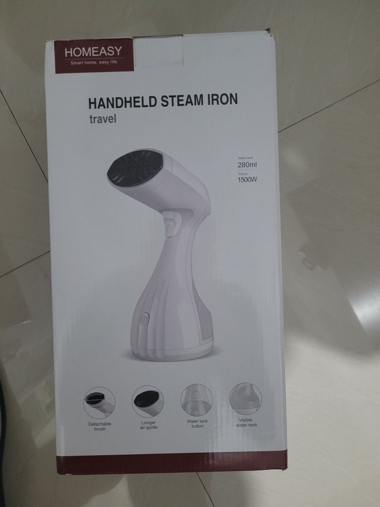 Handheld steam iron travel