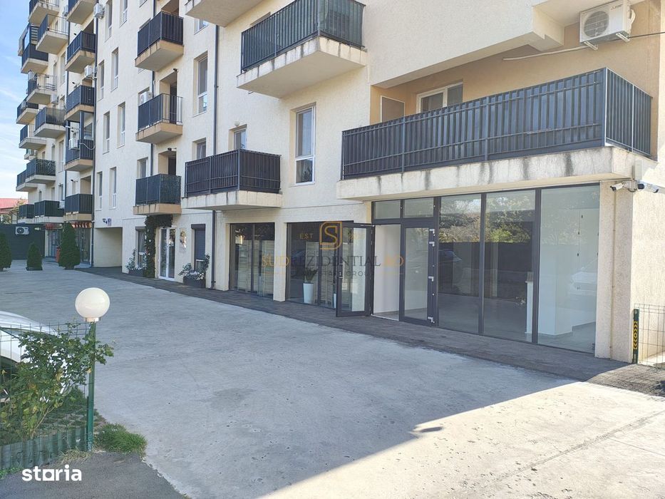 Spatiu comercial 85 mp, vitrina 11 ml, zona Grand Arena, trafic intens