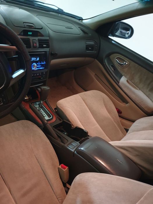 Nissan maxima sotiladi