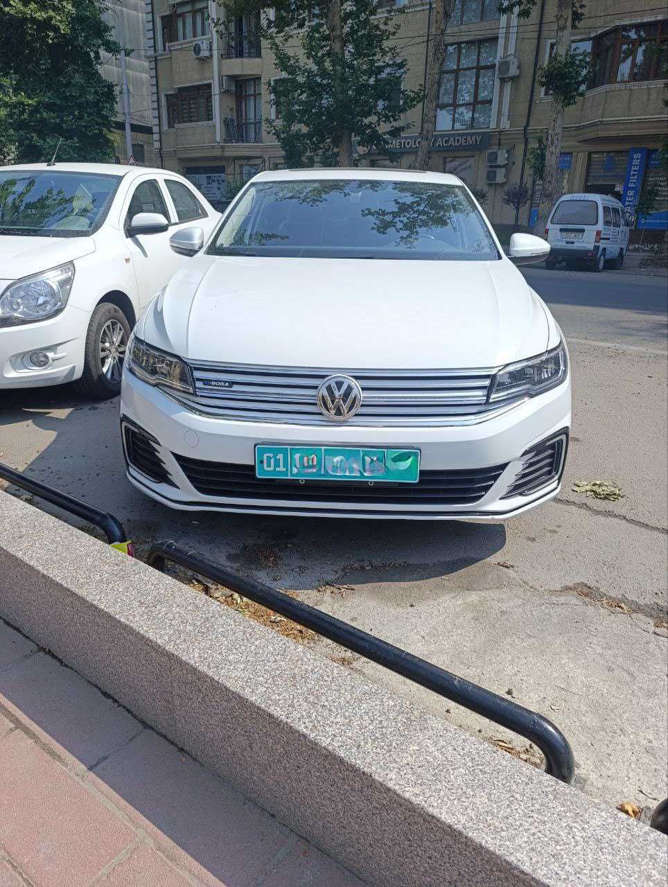 Volswagen E-Bora, Пробег: 81000, Год: 2021