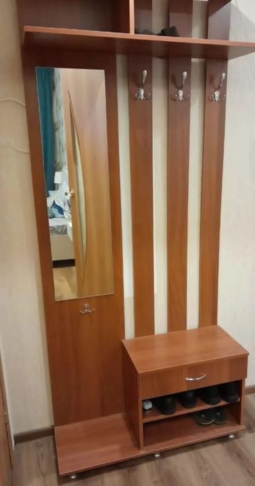 Продам прихожку.