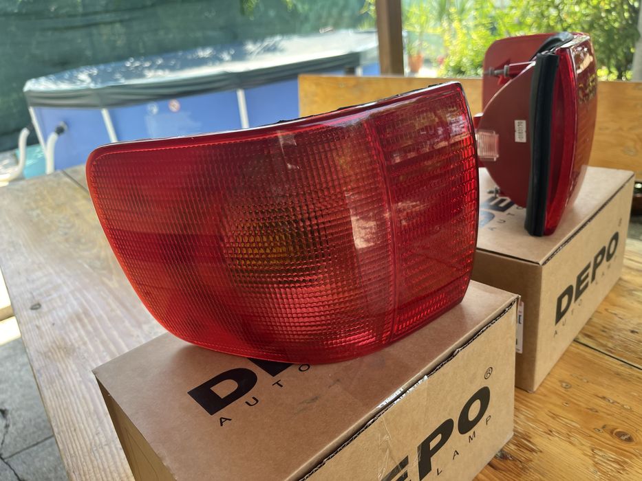 Стоп/мигачи за Audi 80 B4 седан  DEPO