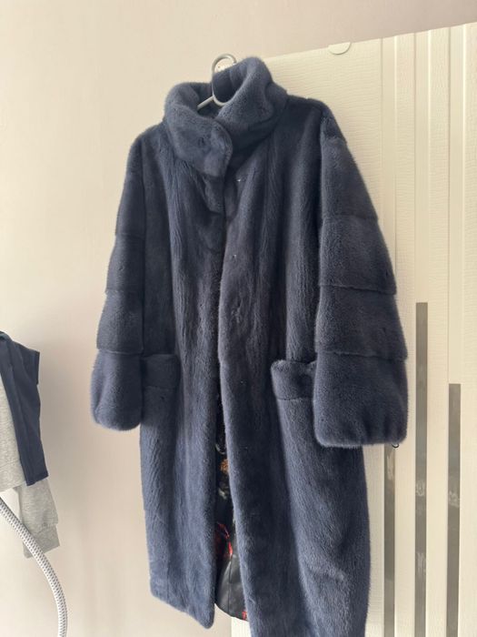 Продам Норковую шубу