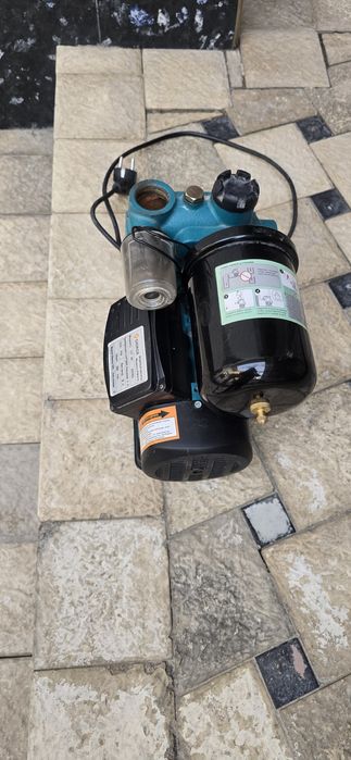 Продаётся водиной насос состояние отличной