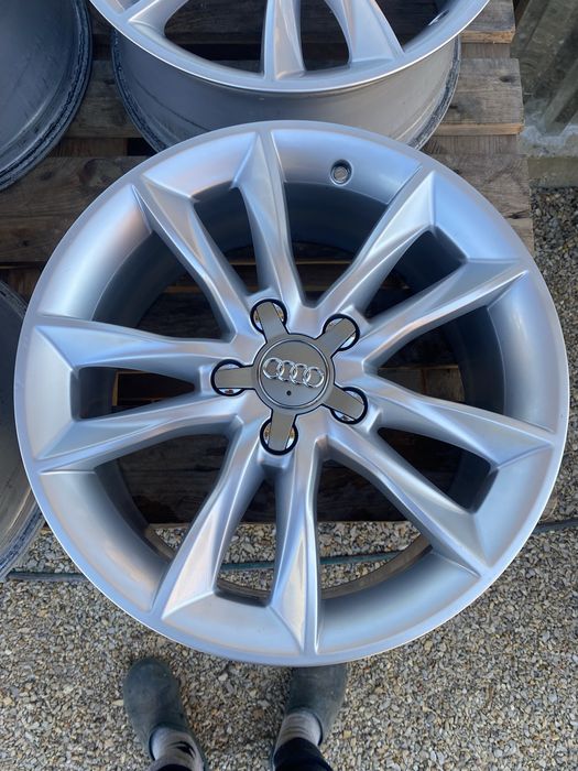 17 цола 5 х 112 мм Ауди , Audi A 3