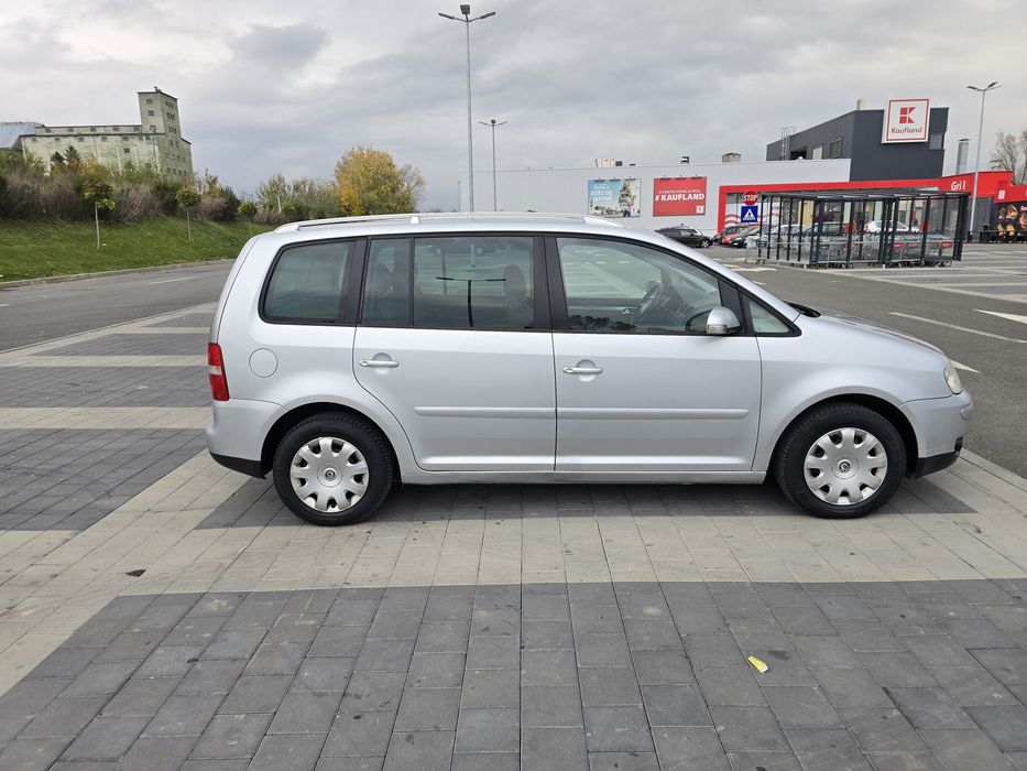 Volkswagen touran 7 locuri 1.9 tdi 105 cp fab 2004