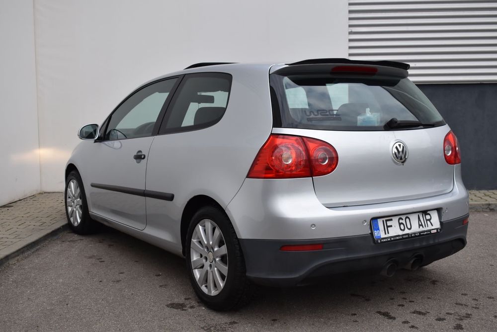 Volkswagen Golf 5 coupe