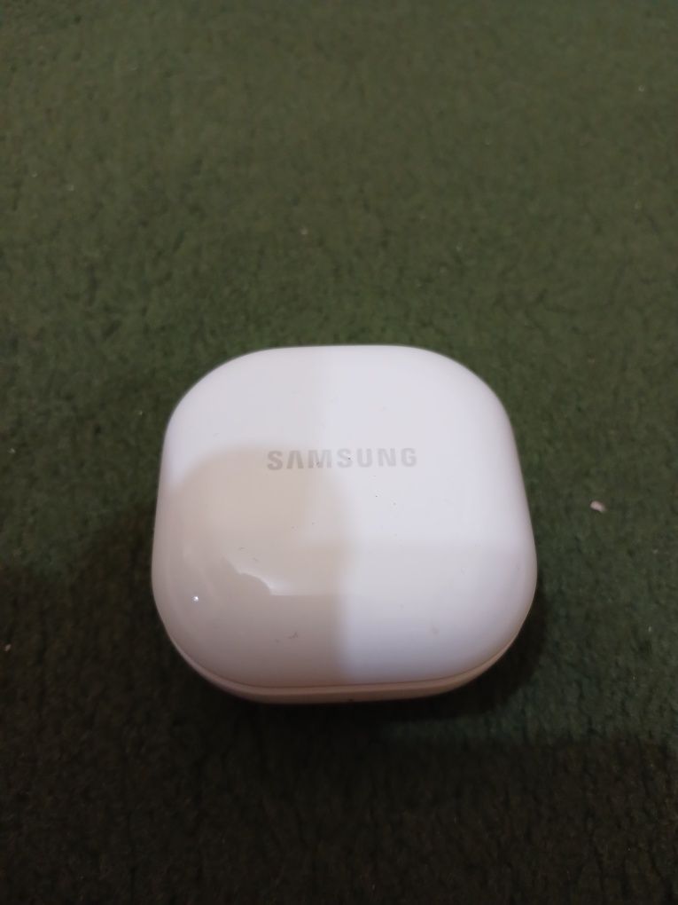 Samsung galaxy Buds 2