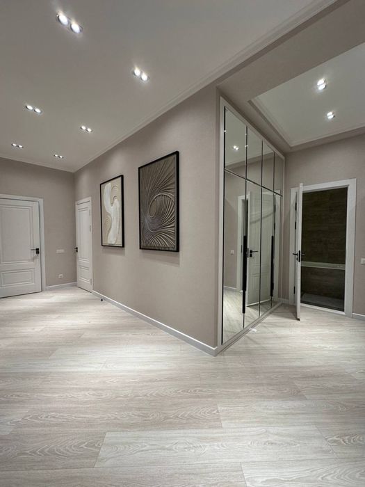 Прожается ЖК ЯНГИ ДАРХАН 3/1/7 бизнес класс