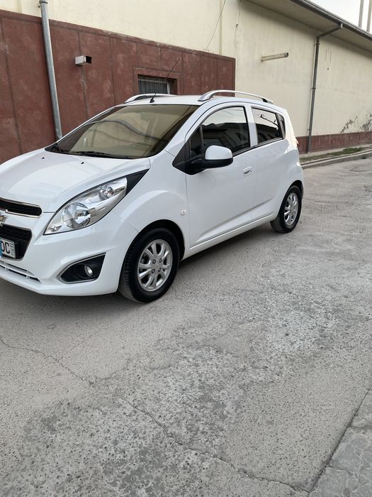 Spark sotiladi arzon