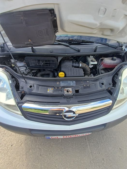 Opel vivaro 2009 motor 2000 disel