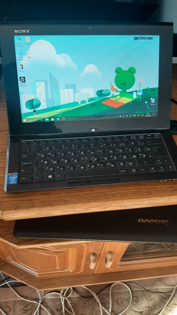 Ноутбук планшет sony Vaio Duo 11