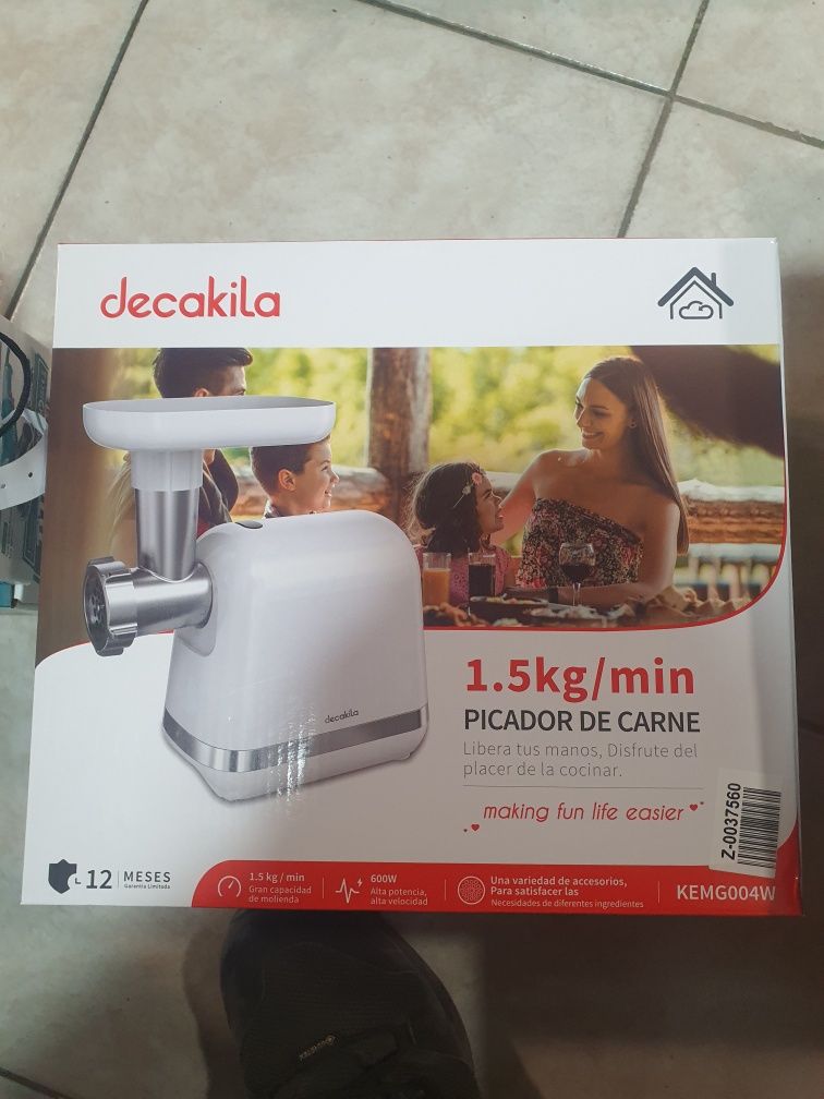 Месомелачка DECAKILA, 600 W, 1.5 кг/мин