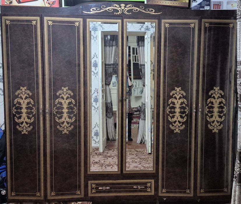 Mebel sotiladi shifaner va bolalar kravatchasi