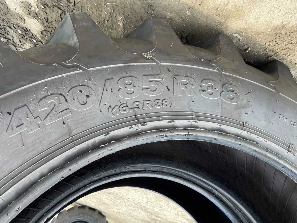 16.9-38 Anvelope Radiale de tractor spate 420/85R38 OZKA Cauciucuri