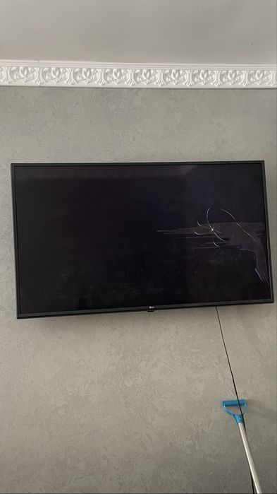 Телевизор LG на запчасти