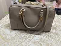 Чанта на Loewe в добро състояние