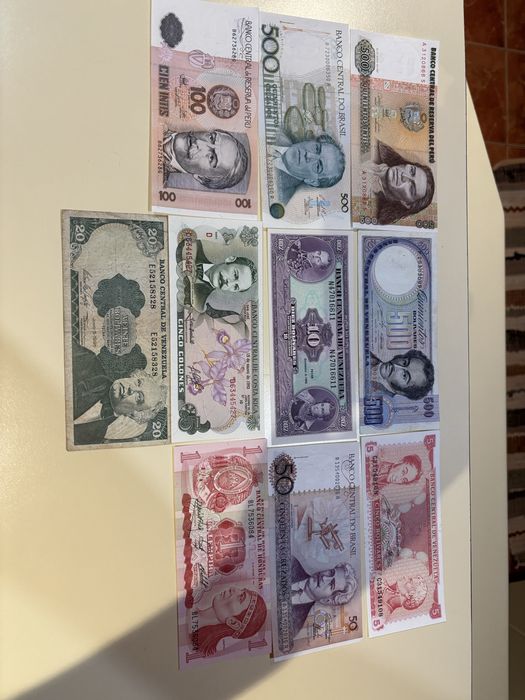 Lot bancnote exotice, scoase din circulatie